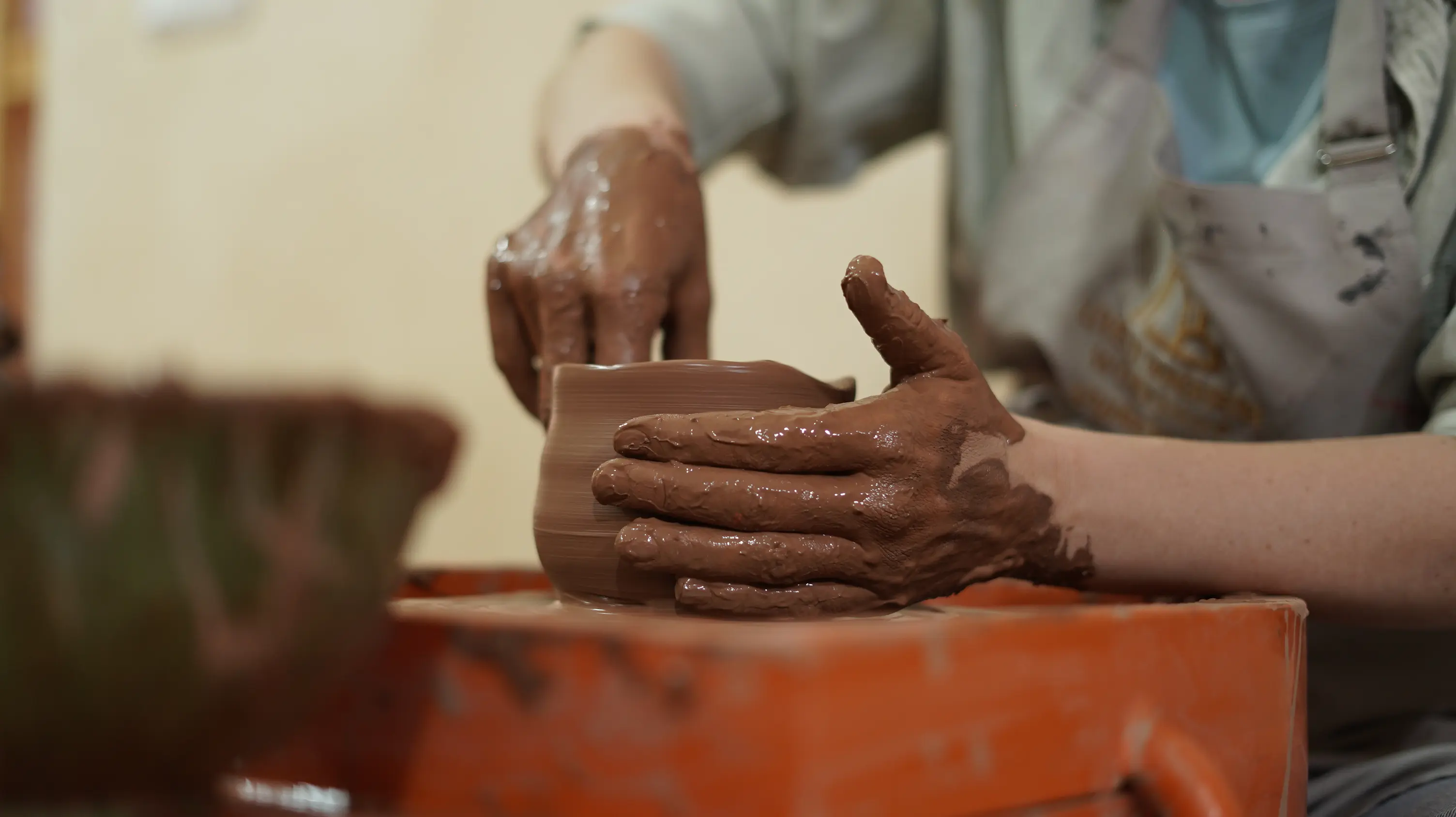 Traditional Pottery Workshop – On the Wheel